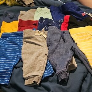 !! Assorted Babys Bottoms Set 0-3months.         3